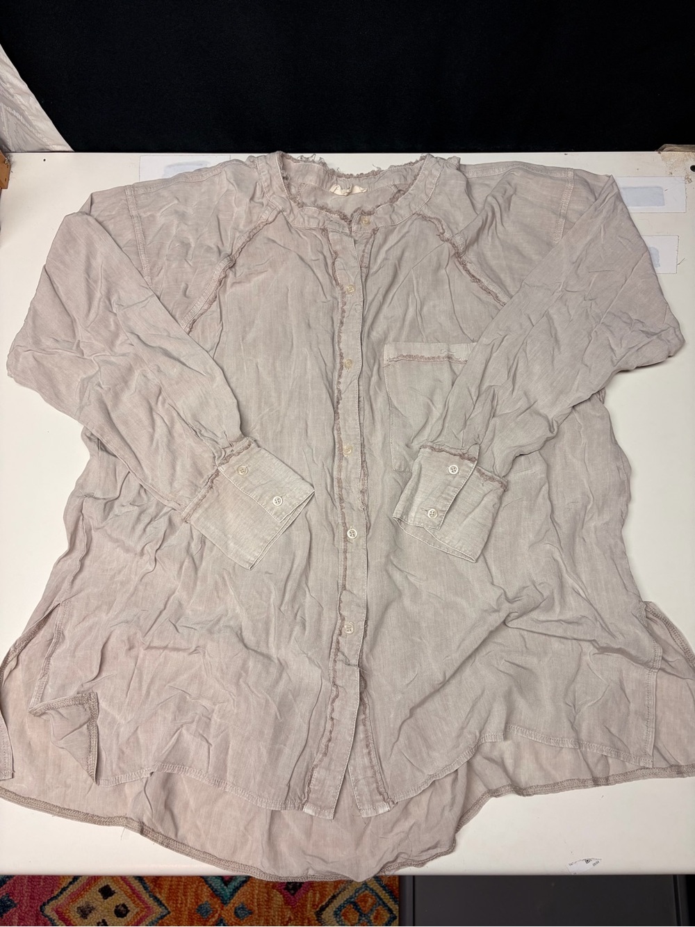 Easel Los Angeles Urma button down tunic top. - Picture 7 of 10